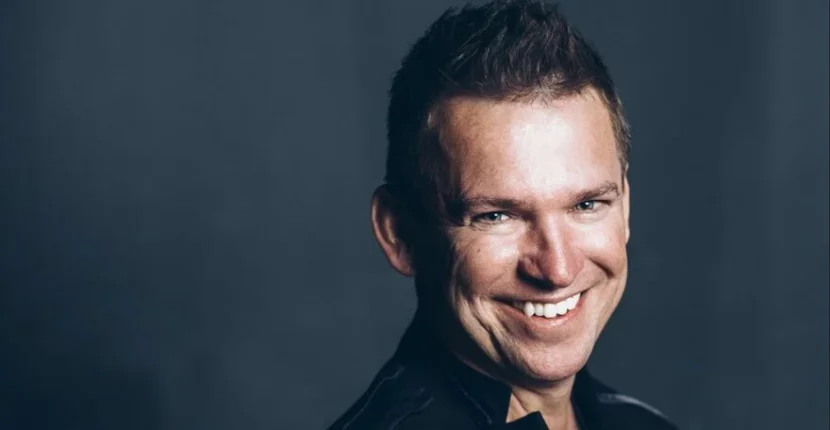 Micke Darmell i intervju om fysiska möten.
